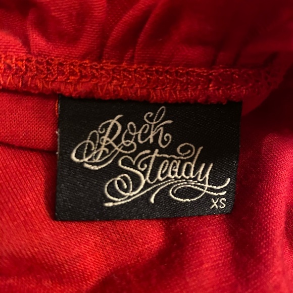Rock Steady Red Sparrow Top - Picture 5 of 5